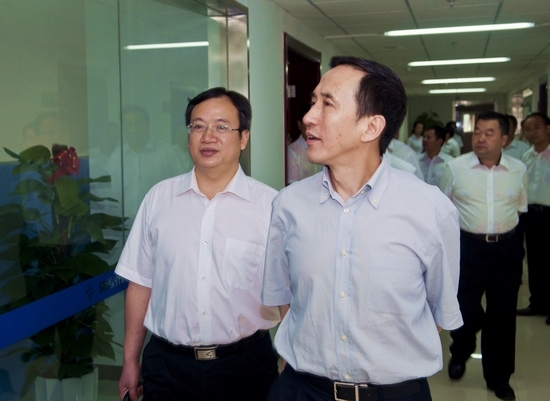 福建路桥董事长_葛洲坝路桥公司董事长(2)