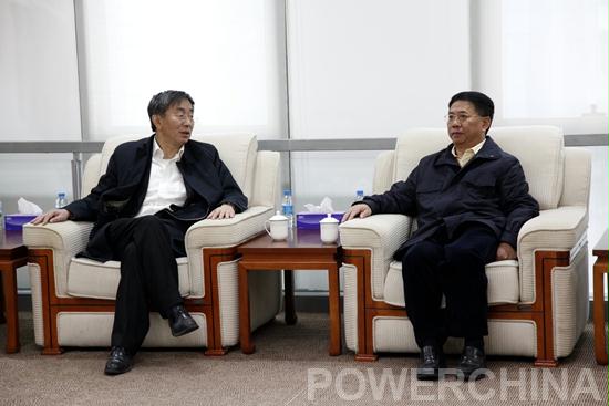 林茂德董事长_董事长办公室图片(2)
