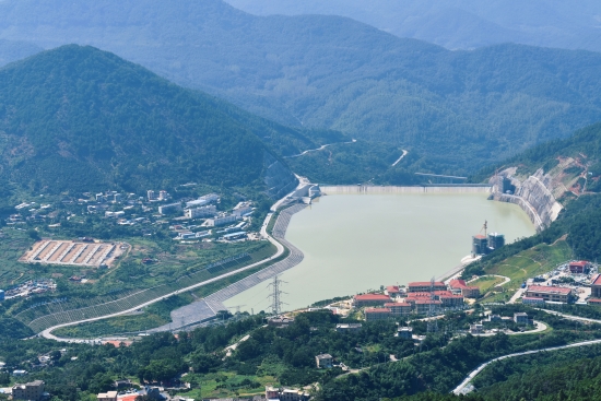 福建省單機(jī)容量最大電站廈門抽水蓄能電站2號(hào)引水系統(tǒng)完工