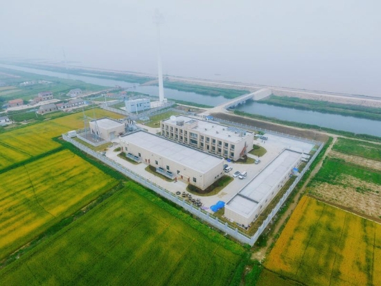 图3陆上集控中心.jpg