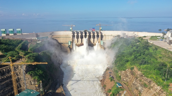 尼雷尔水电站.jpg
