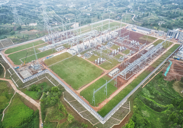 川渝特高压交流工程——铜梁1000千伏变电站新建工程.jpg