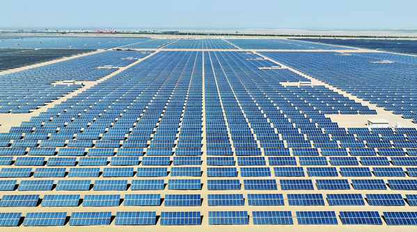 4 新疆和田洛浦200兆瓦光伏.png