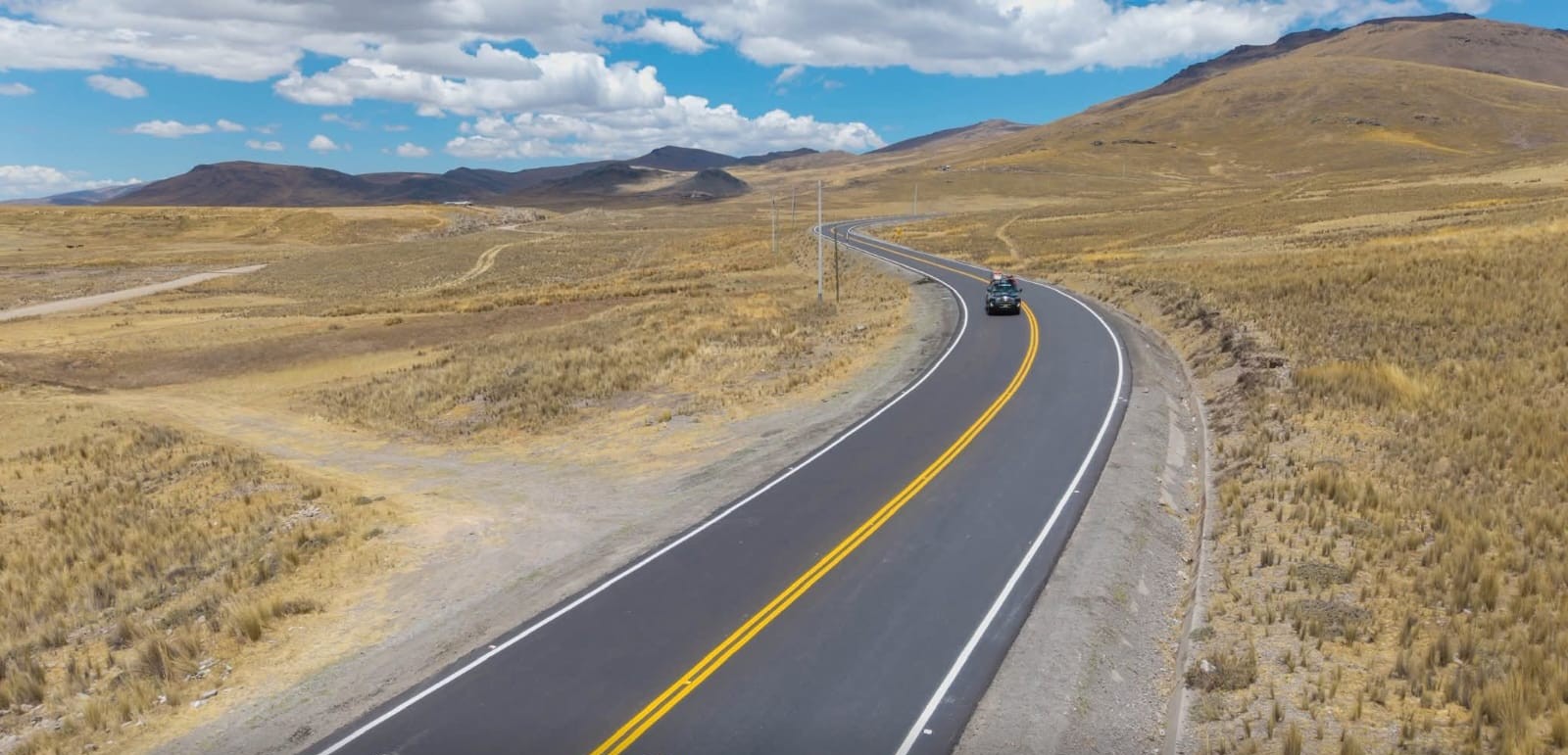 道路照片 (2).jpg 道路照片 (2).jpg