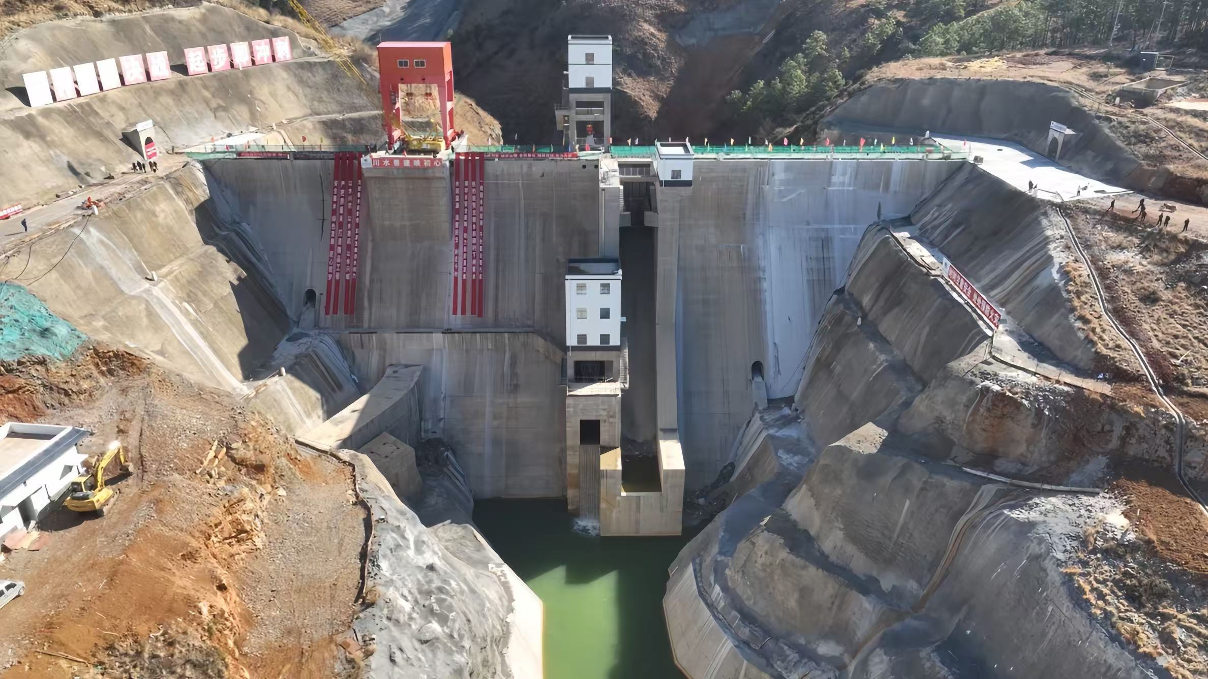 下闸蓄水2.jpg 下闸蓄水2.jpg