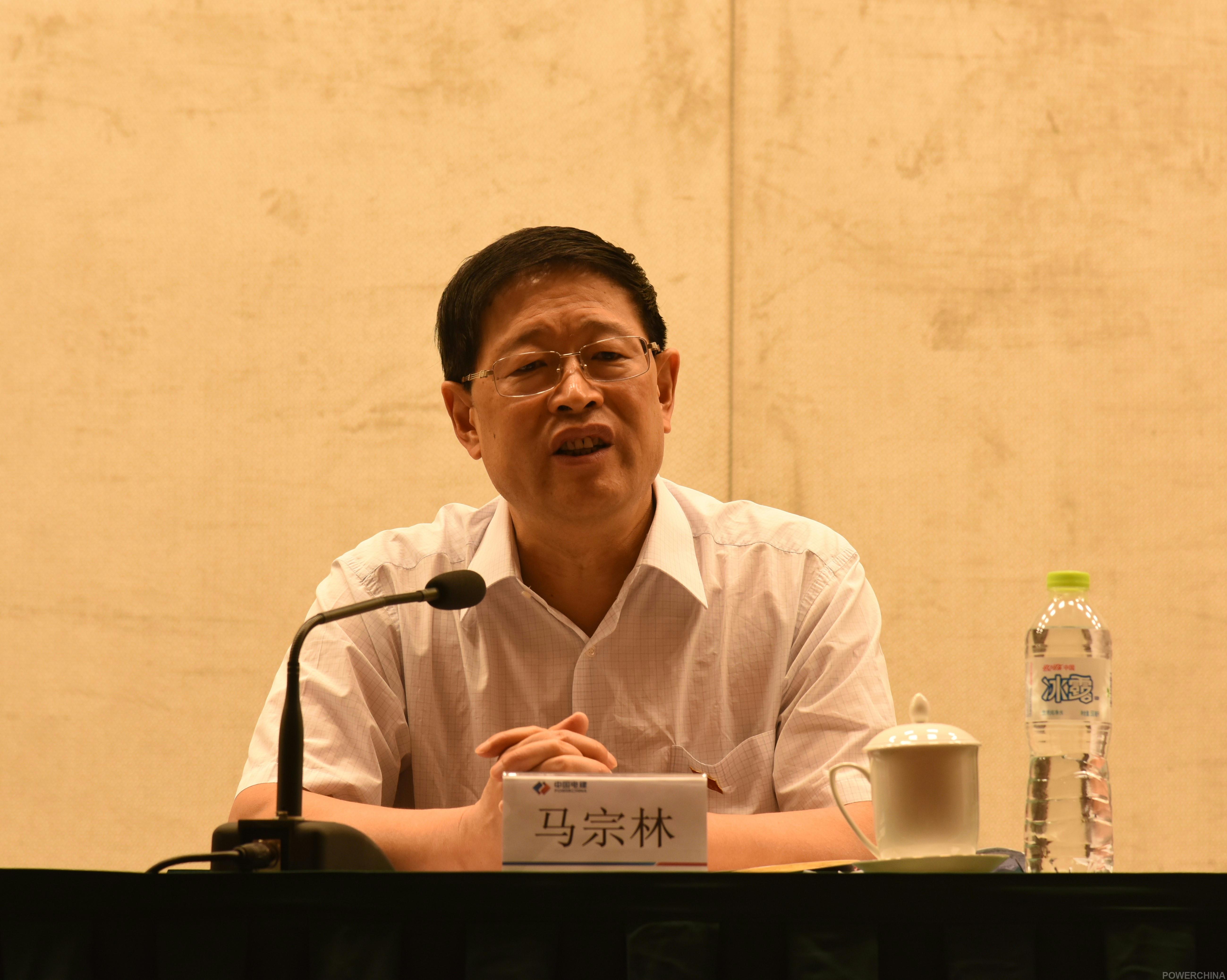 马宗林深入基层一线讲党课