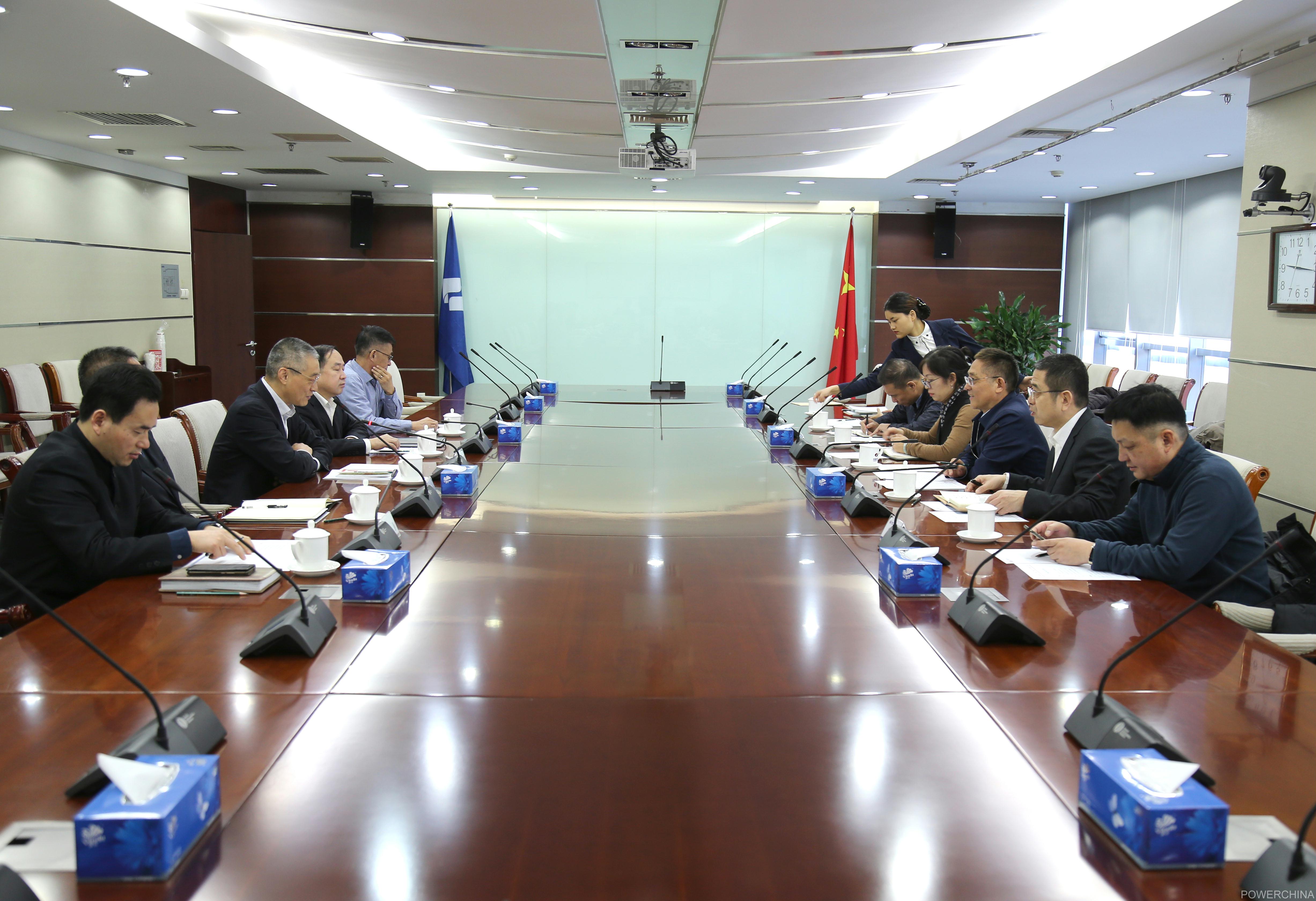 中电联专职副理事长魏昭峰到访公司总部