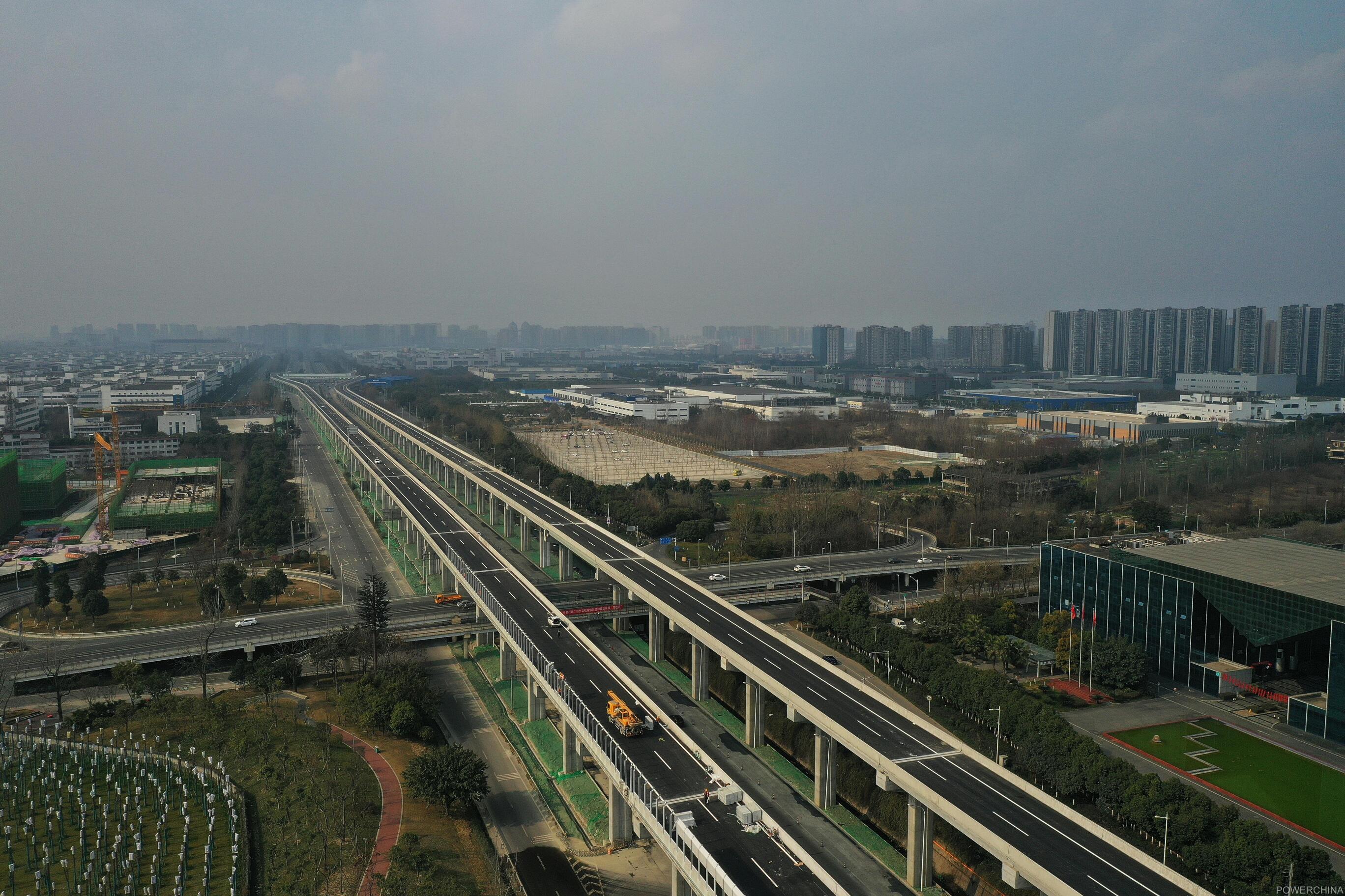 成灌高速入城段改造工程2月9日正式完工通车