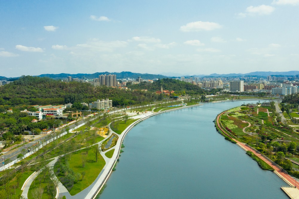 《深圳特区报》:驯水记:茅洲河样本(中篇)