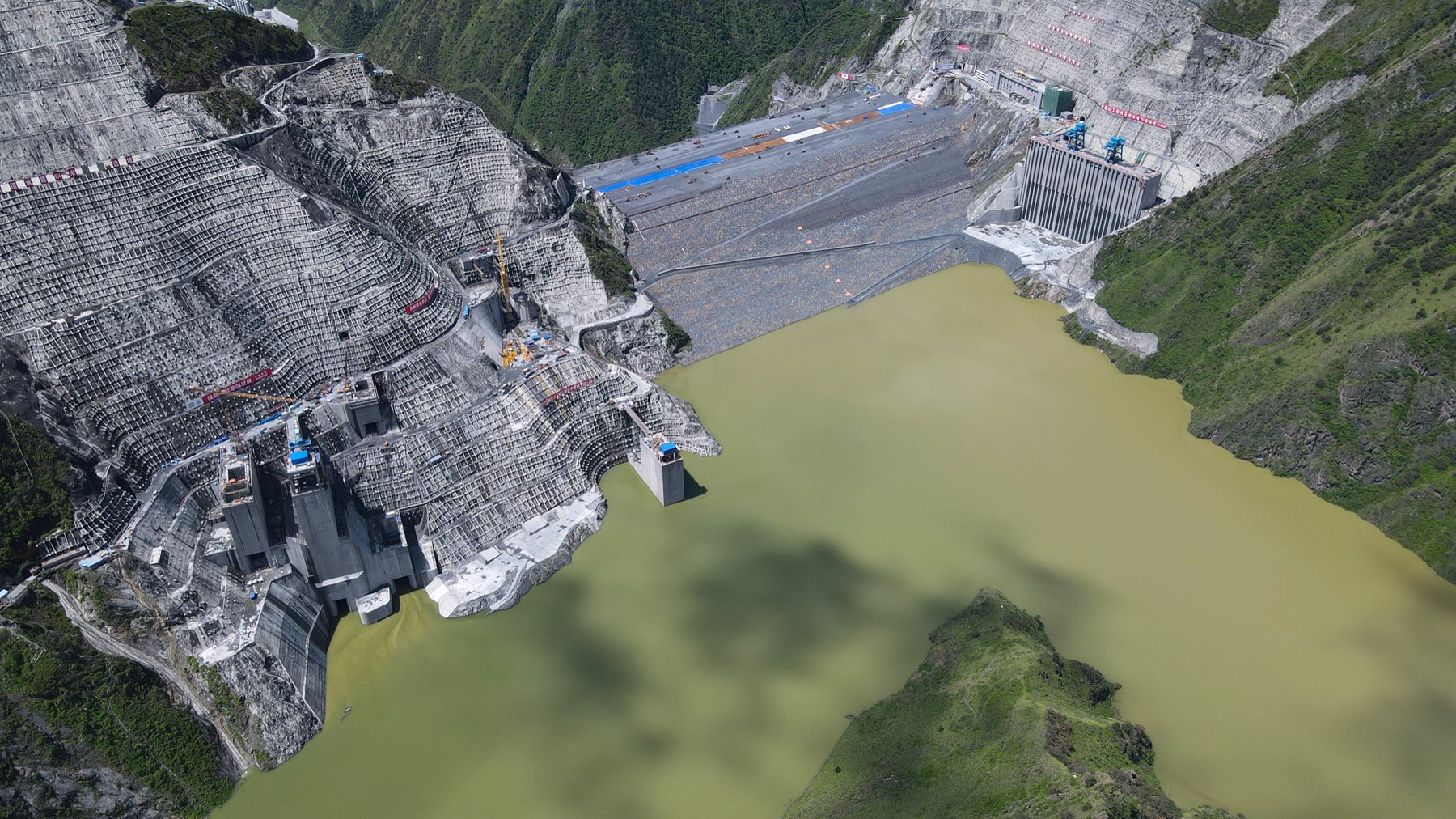 两河口水电站通过首批机组启动质量监督检查