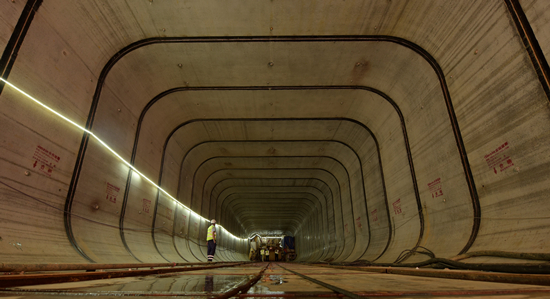长沙地铁6号线开拓者2号矩形顶管顺利贯通