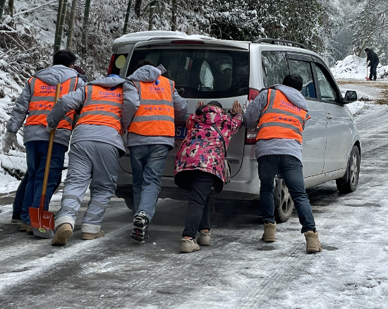 中国电力建设集团 公司要闻 保供保畅通!